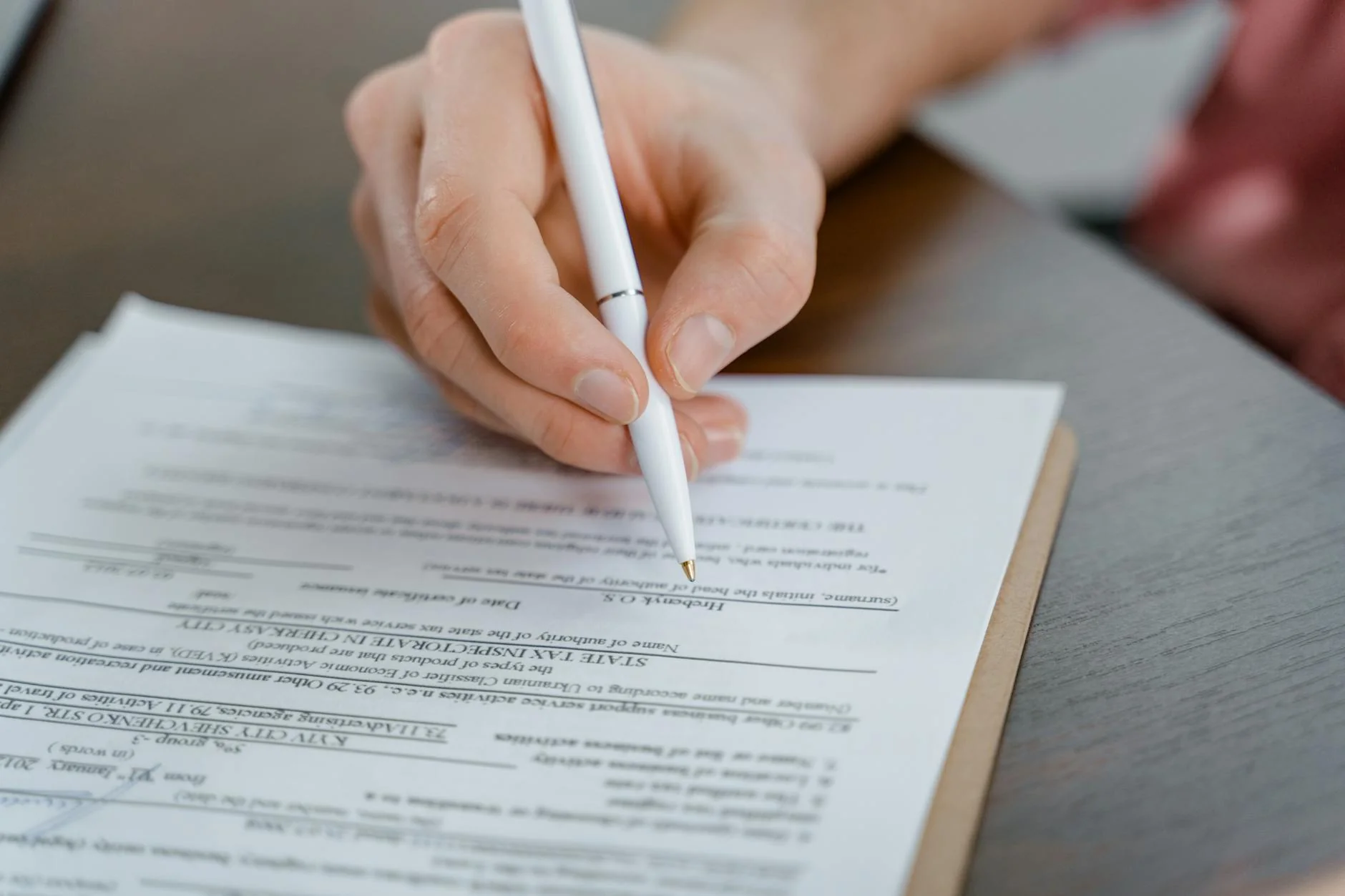 Annotated California §8132 conditional progress waiver form with the NOTICE block and required fields highlighted